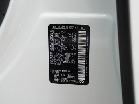 New 2026 INFINITI QX80 Luxe image 28