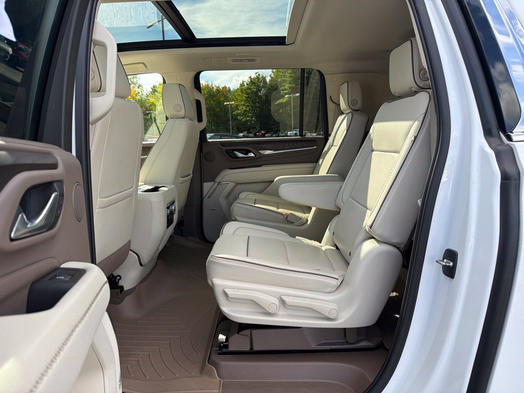 Used 2023 GMC Yukon XL Denali w/ Max Trailering Package AWD/4WD image 35