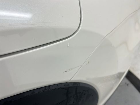 Used 2019 Toyota Highlander XLE image 33