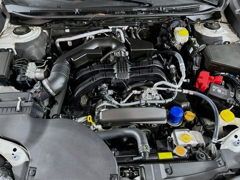 Used 2025 Subaru Outback Onyx Edition image 32