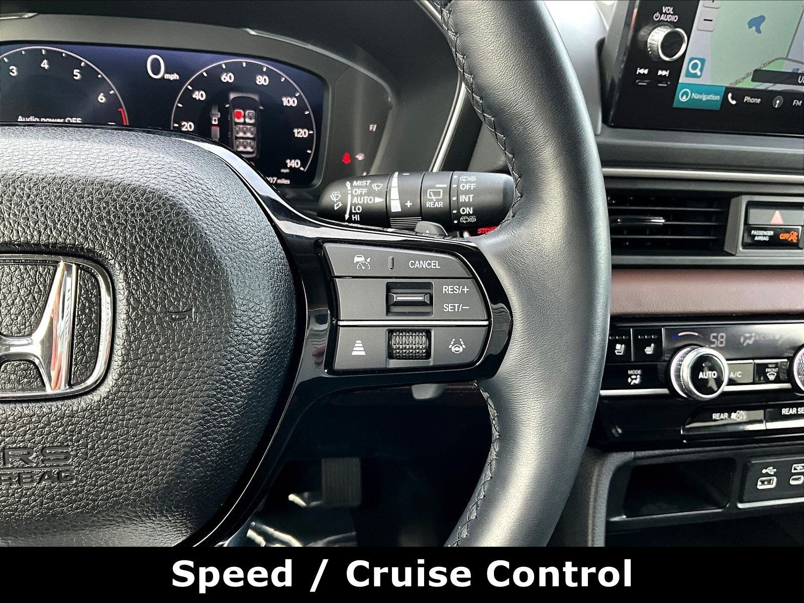 Used 2025 Honda Pilot Elite image 12