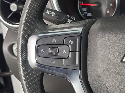 Used 2025 Chevrolet Blazer LT AWD/4WD image 30
