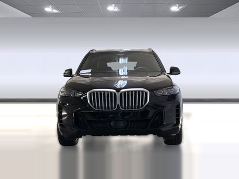 Used 2026 BMW X5 xDrive50e w/ M Sport Package image 6