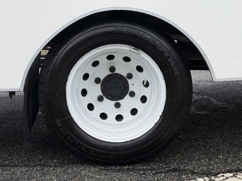 Used 2019 Ford Transit 350 138 DRW w/ Exterior Upgrade Package image 19