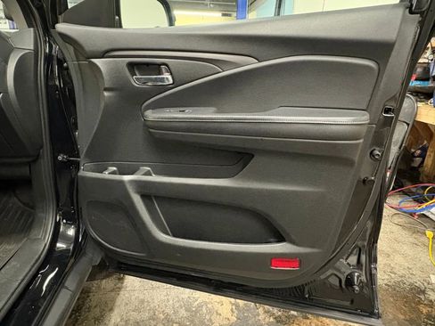 Used 2019 Honda Ridgeline RTL image 27