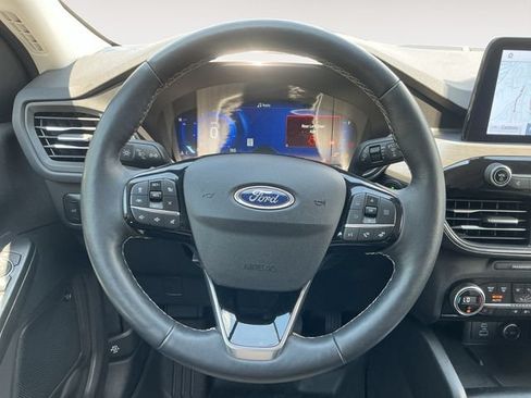 Used 2021 Ford Escape Titanium w/ Titanium Elite Package AWD/4WD image 13