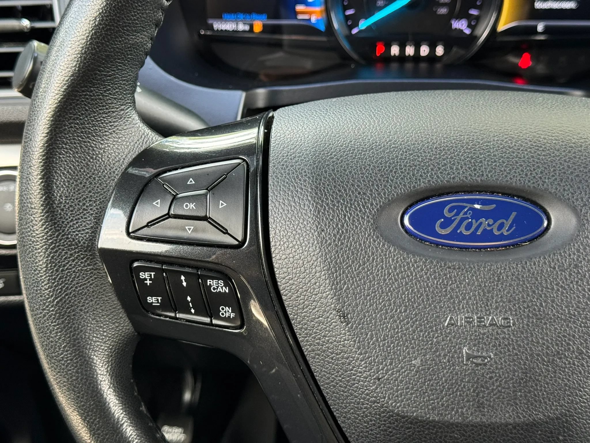Used 2018 Ford Explorer XLT w/ Equipment Group 202A FWD image 20