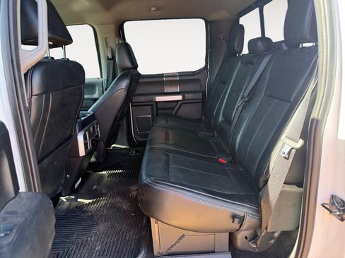 Used 2021 Ford F250 Lariat w/ Chrome Package image 13