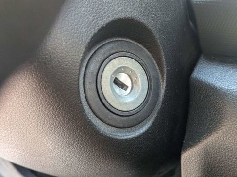 Used 2019 Hyundai Kona SE FWD image 30
