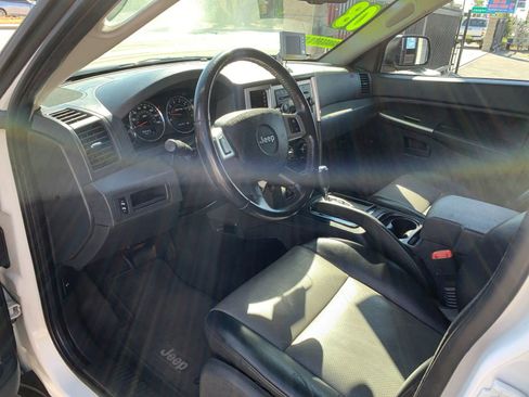 Used 2008 Jeep Grand Cherokee Laredo image 7