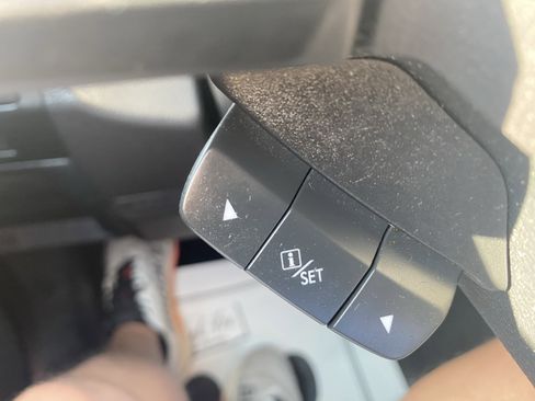 Used 2017 Subaru Forester 2.5i Touring image 22