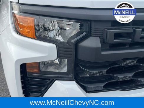 Used 2025 Chevrolet Silverado 1500 Custom w/ Turbomax Blackout Package image 11