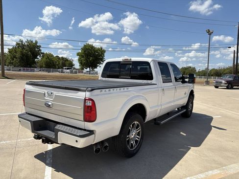 Used 2015 Ford F250 Platinum w/ FX4 Off-Road Package AWD/4WD image 6