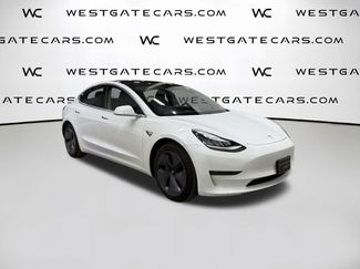 Used 2020 Tesla Model 3 Standard Range Plus video 2