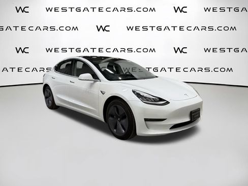 Used 2020 Tesla Model 3 Standard Range Plus image 2