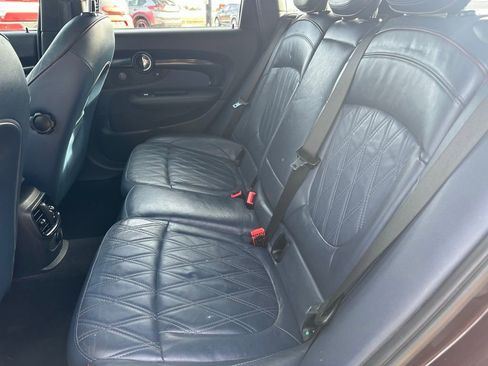 Used 2018 MINI Cooper Clubman w/ Cold Weather Package image 25