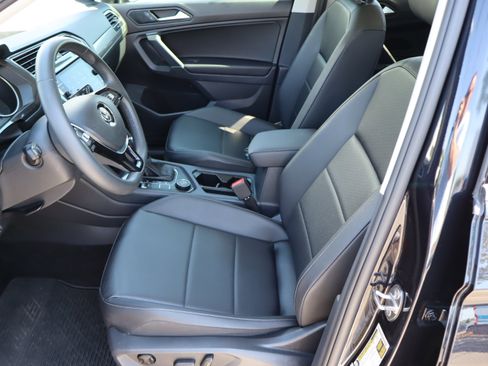 Used 2020 Volkswagen Tiguan S AWD/4WD image 16