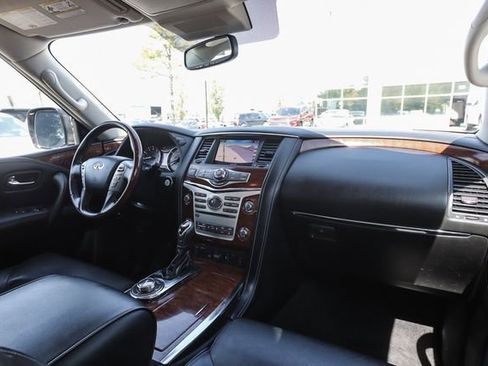 Used 2018 INFINITI QX80 4WD w/ Driver Assistance Package image 28
