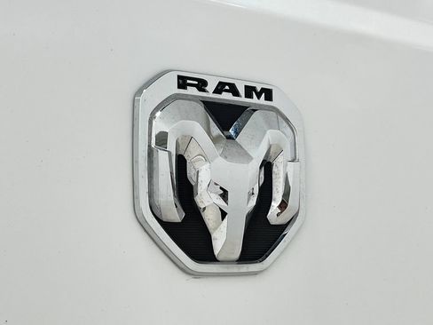 Used 2024 RAM ProMaster 2500 w/ Convenience Group FWD image 39