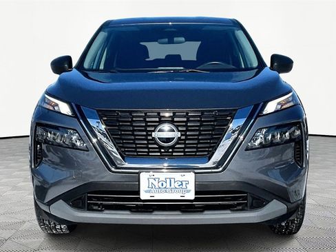 Used 2023 Nissan Rogue S image 3