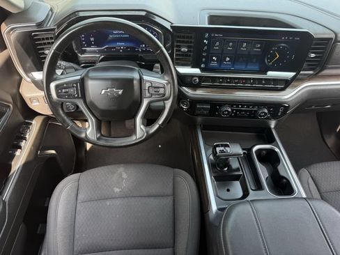 Used 2024 Chevrolet Silverado 1500 LT Trail Boss w/ Protection Package AWD/4WD image 14