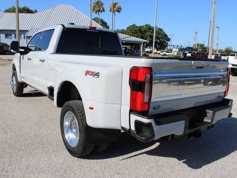Used 2025 Ford F450 Platinum w/ Platinum Plus Package AWD/4WD image 8