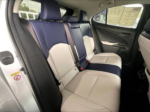Used 2019 Lexus UX 250h w/ Accessory Package 2 AWD/4WD image 25