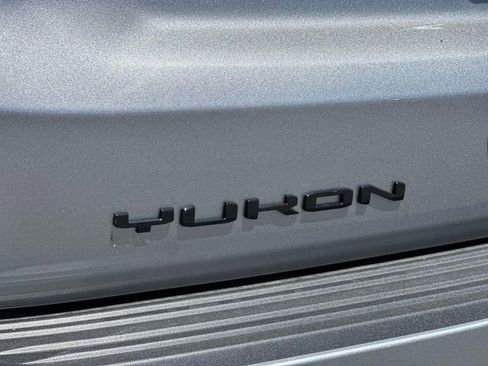 New 2026 GMC Yukon XL AT4 Ultimate AWD/4WD image 30