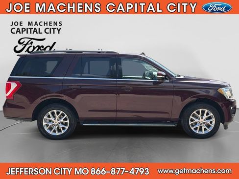 Used 2020 Ford Expedition XLT w/ Equipment Group 202A AWD/4WD image 2