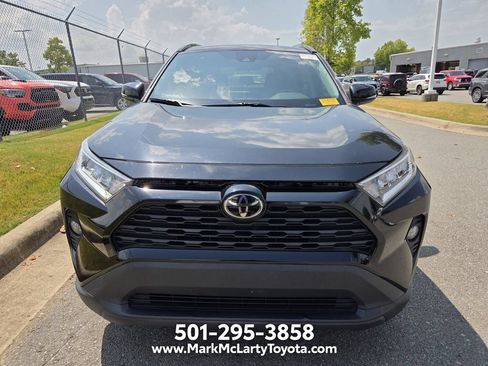 Used 2021 Toyota RAV4 XLE Premium FWD image 2