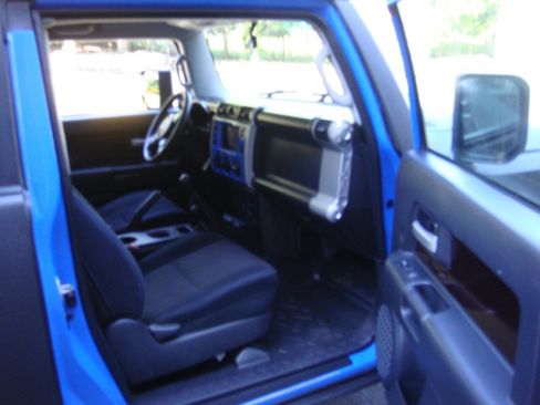 Used 2007 Toyota FJ Cruiser 4WD image 16
