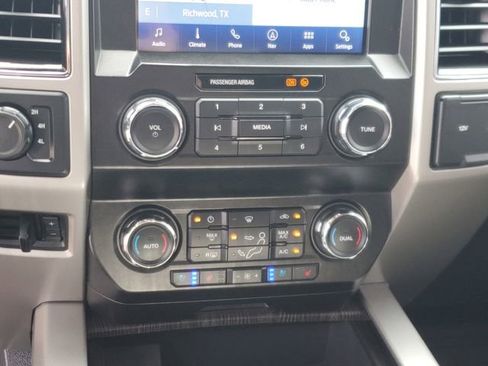 Used 2021 Ford F350 Lariat w/ Tremor Off-Road Package AWD/4WD image 26