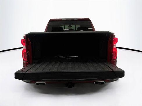 Used 2021 Chevrolet Silverado 1500 High Country w/ Technology Package image 26