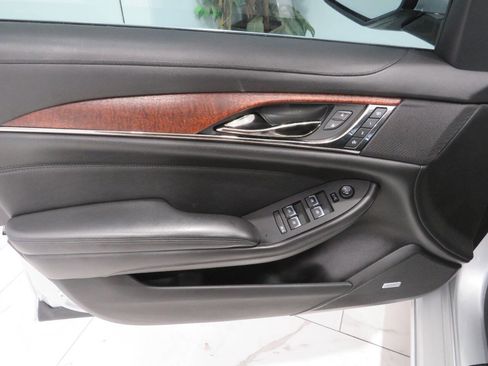 Used 2019 Cadillac CTS Luxury image 25