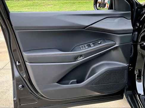 New 2026 Jeep Cherokee Limited image 10