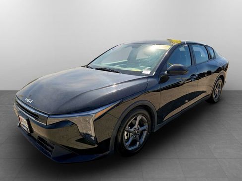 Used 2025 Kia K4 FWD image 10