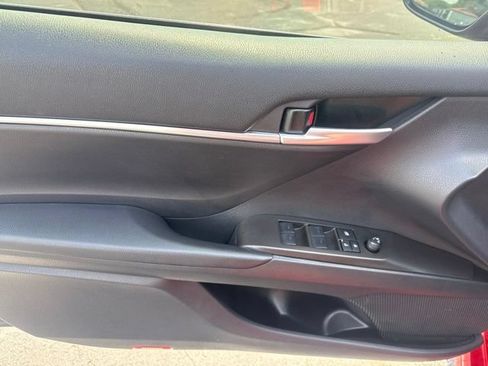 Used 2024 Toyota Camry SE FWD image 25