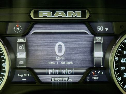 Used 2022 RAM 3500 Laramie image 17