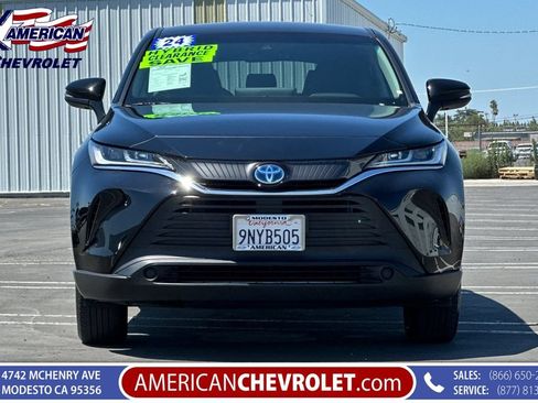 Used 2024 Toyota Venza LE AWD/4WD image 9