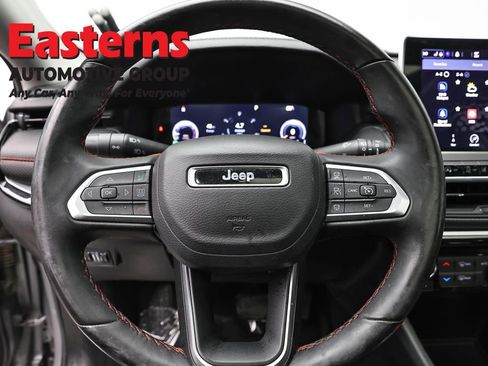 Used 2022 Jeep Compass Trailhawk w/ Trailhawk Elite Group AWD/4WD image 10