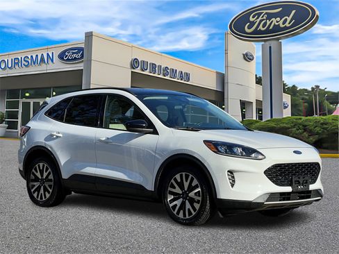 Used 2020 Ford Escape SE Sport image 1