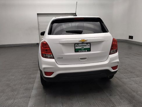Used 2020 Chevrolet Trax LS w/ Tint and Cruise Package FWD image 6