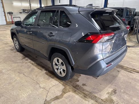 Used 2020 Toyota RAV4 LE image 2