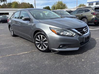 Used 2017 Nissan Altima 2.5 SL w/ 2.5 Technology Package