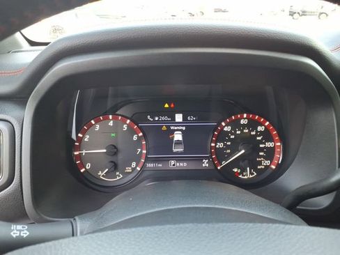 Used 2021 Nissan Titan PRO-4X w/ Pro-4x Convenience Package AWD/4WD image 23