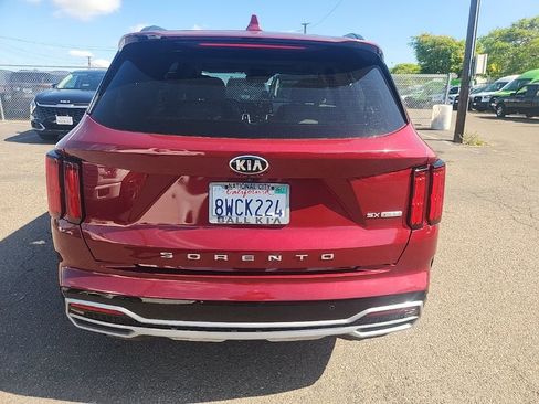 Used 2021 Kia Sorento SX image 13