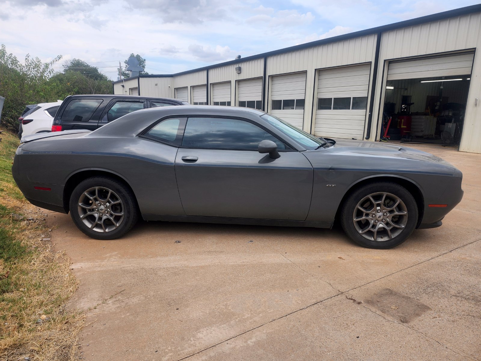 Used 2017 Dodge Challenger GT AWD/4WD image 5