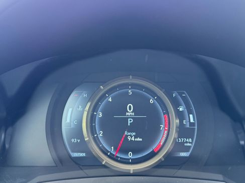 Used 2014 Lexus IS 250 4dr Sport Sdn Auto RWD image 17