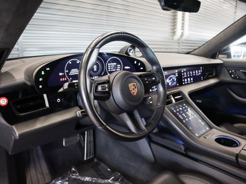 Used 2021 Porsche Taycan Turbo image 4