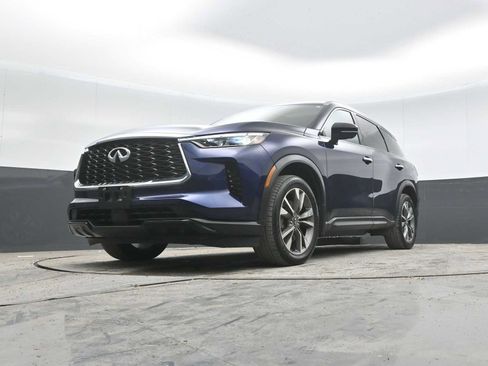 Used 2023 INFINITI QX60 Luxe w/ Cargo Package AWD/4WD image 42